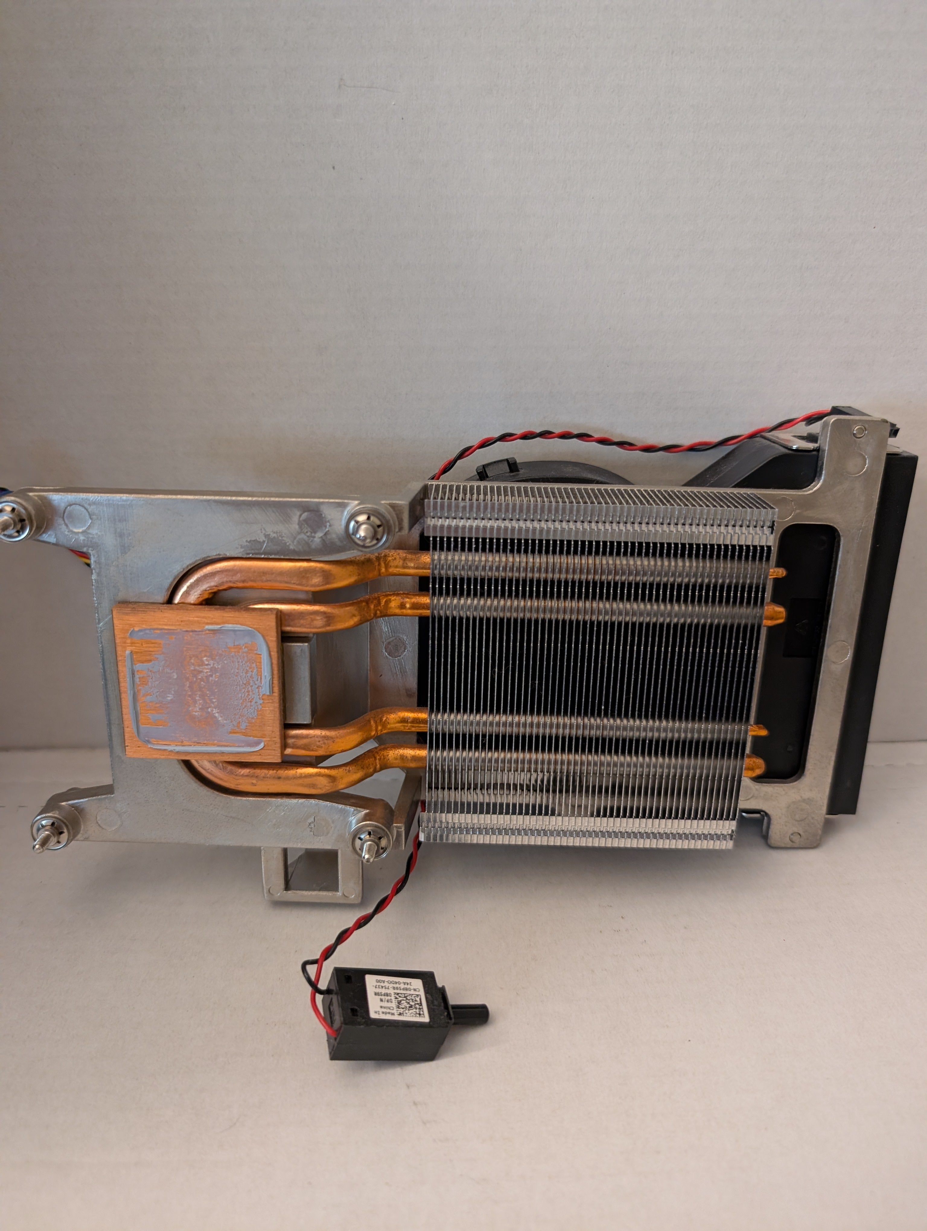 Laptop Heatsink&Fan for Foxconn PVB120G12H-P01-AB J50GH-A00 0FVMX3 FVMX3 0J50GH J50GH 790 990 390 21CFM DC12V 0.75A