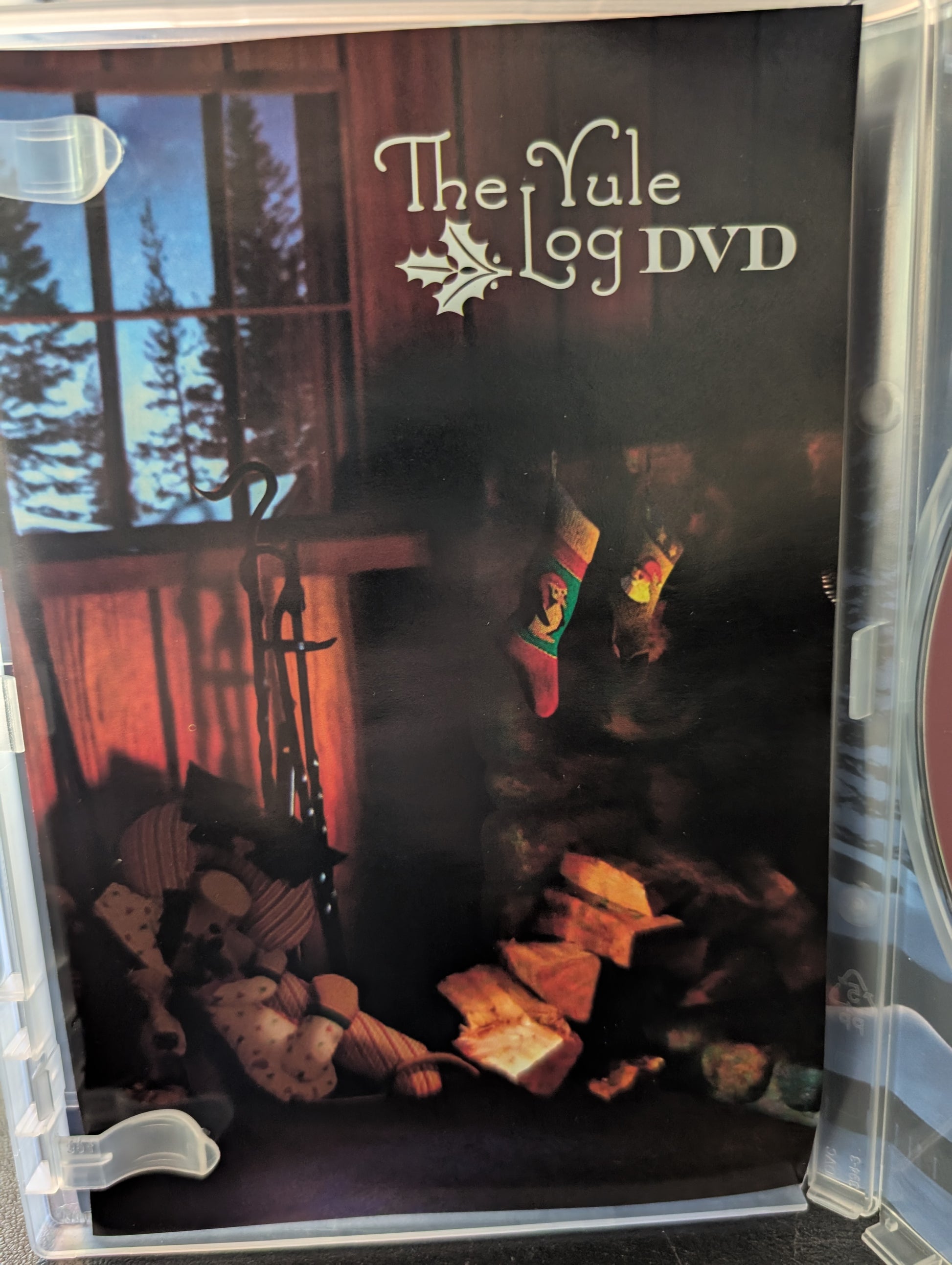 A 50th Anniversary Christmas - The Yule Log (DVD) USED: LIKE NEW