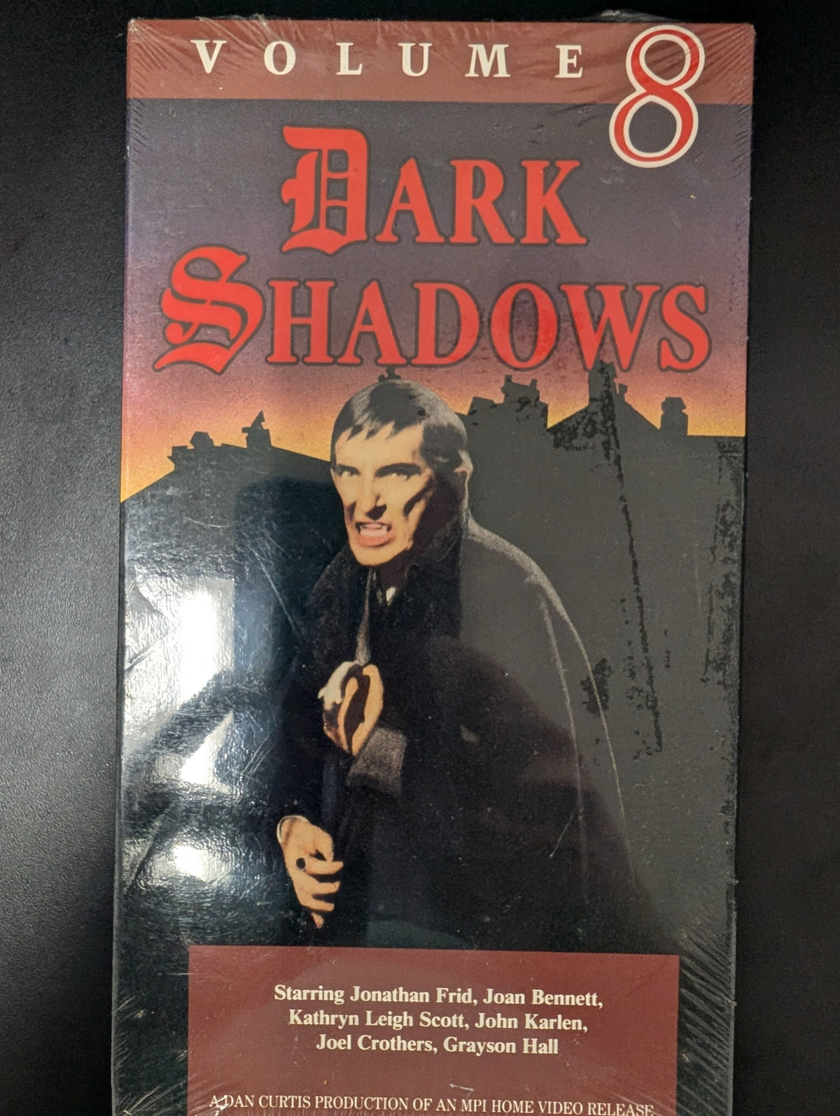 Dark Shadows  Volume 8 [VHS]