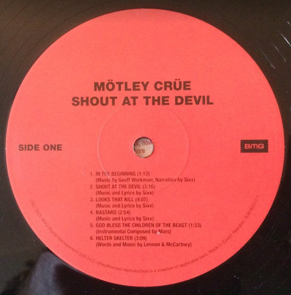 Mötley Crüe – Shout At The Devil